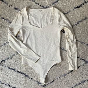 NWOT Abercrombie bodysuit